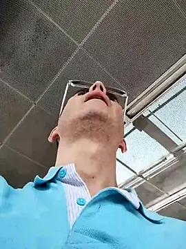 Snapshot of Fuegosutil chatting on November 29, 2025, 3:48 pm Fuegosutil online show from November 29, 2025, 3:48 pm