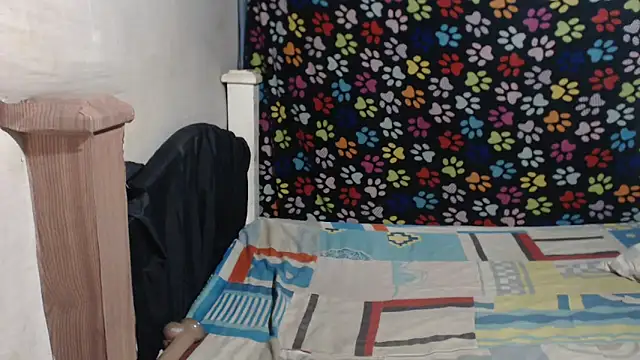 Snapshot of ELIZABET2- chatting on March 17, 2026, 10:57 pm ELIZABET2- online show from March 17, 2026, 10:57 pm