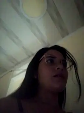 Snapshot of sofi11ruiz chatting on December 14, 2025, 4:29 am sofi11ruiz online show from December 14, 2025, 4:29 am