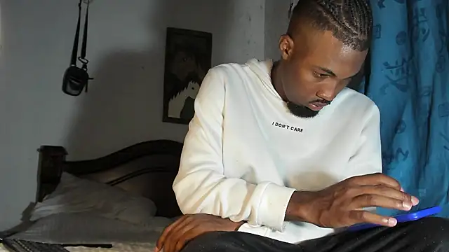 Snapshot of blaze_panther chatting on March 14, 2026, 3:34 am blaze panther online show from March 14, 2026, 3:34 am