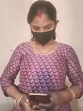 Snapshot of Pooja_bhabhi00 chatting on December 3, 2025, 7:27 am Pooja bhabhi00 online show from December 3, 2025, 7:27 am