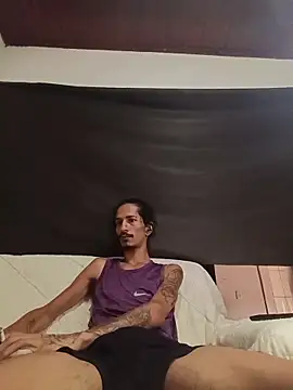 theyllorwillian online show from December 15, 2025, 12:31 pm