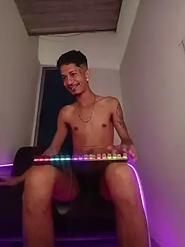 theyllorwillian online show from July 2, 2026, 3:23 am