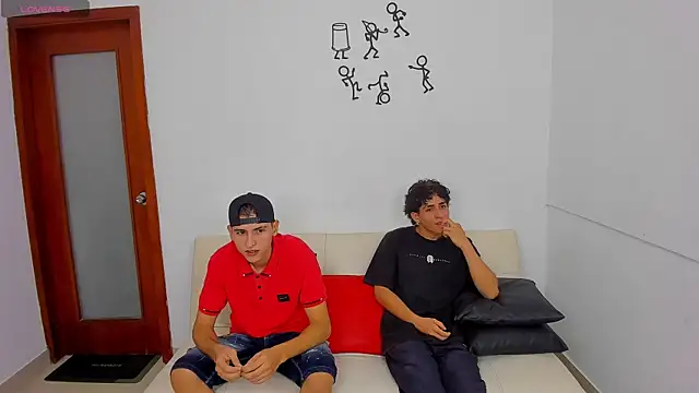 Snapshot of Crazy_porkys chatting on December 3, 2025, 7:45 pm Crazy porkys online show from December 3, 2025, 7:45 pm