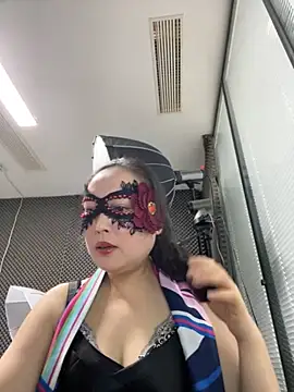 Snapshot of TL-46 chatting on December 4, 2025, 8:01 am TL-46 online show from December 4, 2025, 8:01 am