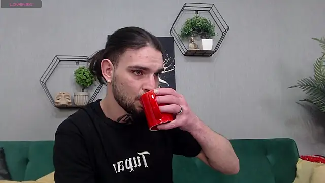 KaneHunter online show from April 9, 2026, 8:03 pm