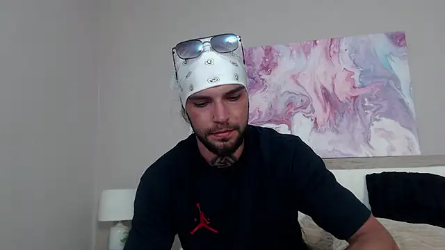 Snapshot of KaneHunter chatting on June 22, 2026, 11:35 pm KaneHunter online show from June 22, 2026, 11:35 pm