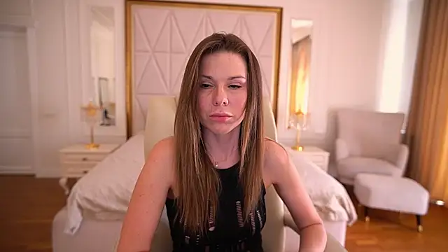 KissableKira online show from April 10, 2026, 7:24 am