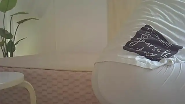 kyono-iyashi online show from February 25, 2026, 2:48 pm