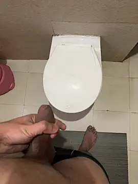 Snapshot of your_playboy_00 chatting on January 18, 2026, 11:03 am your playboy 00 online show from January 18, 2026, 11:03 am