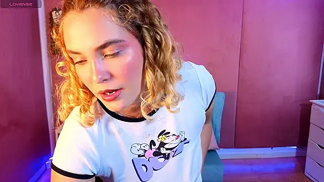 AdharaWo online show from March 6, 2026, 12:51 am