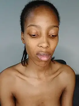 Snapshot of MsParisSmith chatting on December 5, 2025, 8:01 am MsParisSmith online show from December 5, 2025, 8:01 am