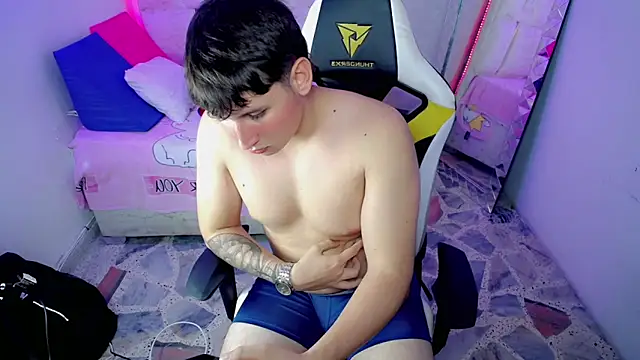 Snapshot of d_moneyy_ chatting on December 15, 2025, 3:22 am d moneyy online show from December 15, 2025, 3:22 am