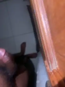 Snapshot of mfanawantwela chatting on January 18, 2026, 10:35 pm mfanawantwela online show from January 18, 2026, 10:35 pm