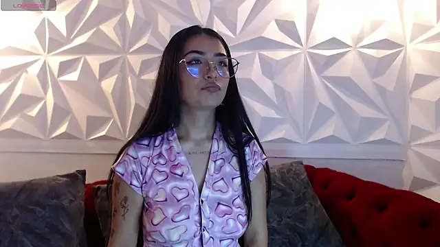 Snapshot of idk_24_ chatting on December 5, 2025, 5:31 pm idk 24 online show from December 5, 2025, 5:31 pm