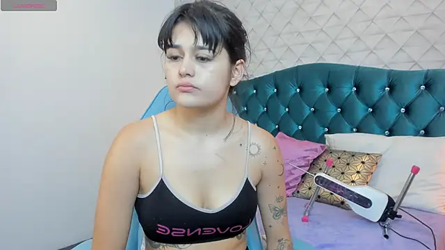 Snapshot of Valery_jame chatting on June 26, 2026, 8:02 pm Valery jame online show from June 26, 2026, 8:02 pm