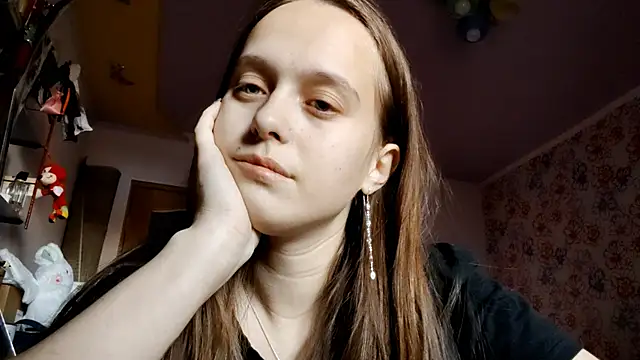 Snapshot of SophieHazely chatting on December 16, 2025, 6:07 am SophieHazely online show from December 16, 2025, 6:07 am