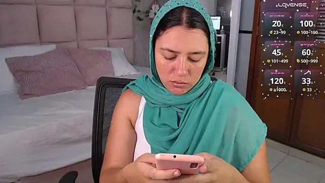 KaylaVonn online show from February 27, 2026, 5:18 am