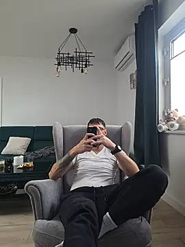 martme69 online show from December 19, 2025, 8:54 am