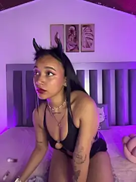 Snapshot of coraline_vera chatting on May 8, 2026, 7:19 pm coraline vera online show from May 8, 2026, 7:19 pm