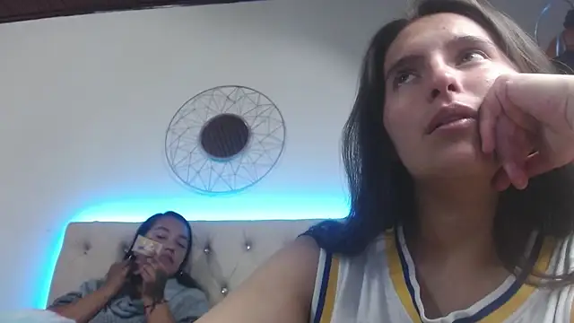 Snapshot of sharon_and_sharit chatting on December 16, 2025, 2:27 am sharon and sharit online show from December 16, 2025, 2:27 am