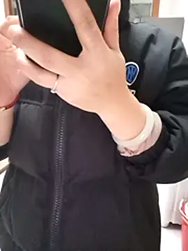 Snapshot of mimi2052 chatting on December 3, 2025, 11:58 pm mimi2052 online show from December 3, 2025, 11:58 pm