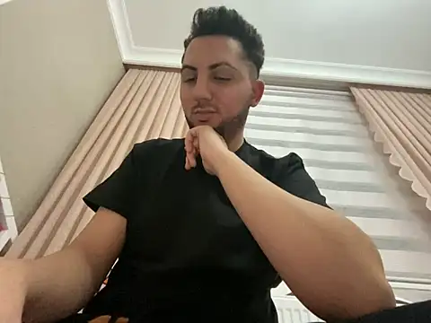 mcylzsd online show from December 16, 2025, 11:32 pm