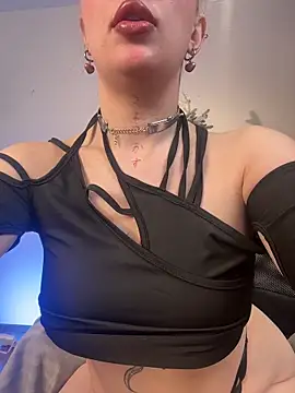 Snapshot of Helga_vibe chatting on December 15, 2025, 6:06 am Helga vibe online show from December 15, 2025, 6:06 am