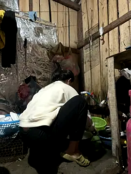 Snapshot of Thaoem chatting on December 5, 2025, 9:18 am Thaoem online show from December 5, 2025, 9:18 am