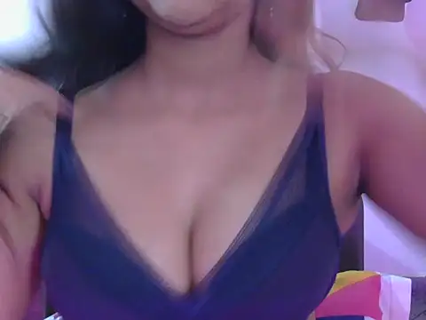 cute rohani1 online show from February 27, 2026, 4:40 pm