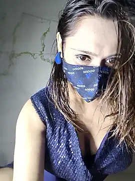 HONEY BEBS online show from January 6, 2026, 3:49 pm