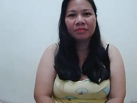 Snapshot of hottiemama69 chatting on November 27, 2025, 9:28 pm hottiemama69 online show from November 27, 2025, 9:28 pm