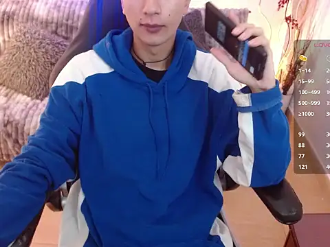 Snapshot of AngelRonson_ chatting on December 3, 2025, 3:47 am AngelRonson online show from December 3, 2025, 3:47 am