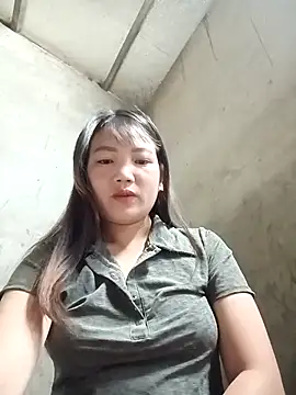 Snapshot of Maymayx2 chatting on December 3, 2025, 12:07 am Maymayx2 online show from December 3, 2025, 12:07 am