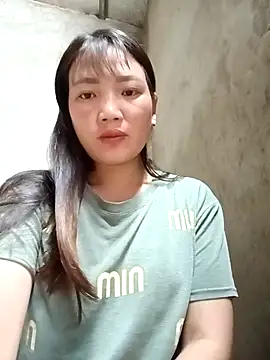 Snapshot of Maymayx2 chatting on December 15, 2025, 12:15 am Maymayx2 online show from December 15, 2025, 12:15 am