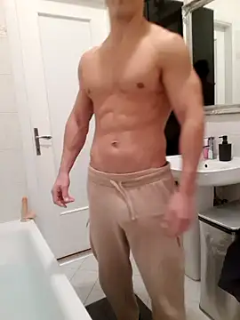 Snapshot of Galanti chatting on December 1, 2025, 7:46 am Galanti online show from December 1, 2025, 7:46 am