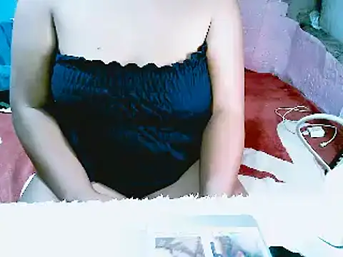 Snapshot of FlorMoreno_Palangga chatting on December 4, 2025, 9:40 am FlorMoreno Palangga online show from December 4, 2025, 9:40 am