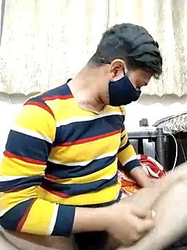 Snapshot of samnick4321 chatting on December 3, 2025, 11:30 am samnick4321 online show from December 3, 2025, 11:30 am