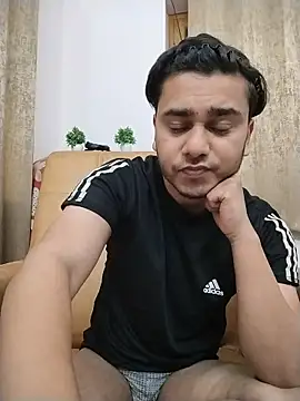 samnick4321 online show from January 18, 2026, 10:41 am