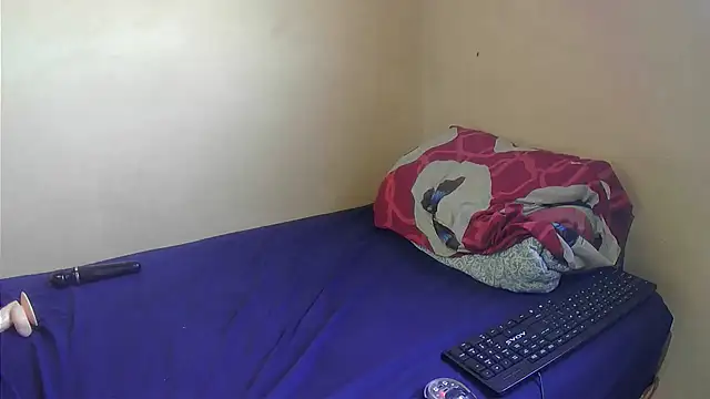 Snapshot of SexyZuluBarbie chatting on December 15, 2025, 6:50 am SexyZuluBarbie online show from December 15, 2025, 6:50 am