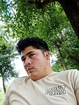 Snapshot of Elperritobb chatting on December 14, 2025, 2:55 pm Elperritobb online show from December 14, 2025, 2:55 pm