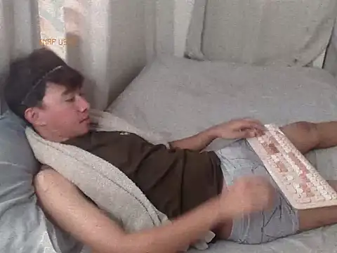 Snapshot of asiantwink0000 chatting on November 29, 2025, 12:35 am asiantwink0000 online show from November 29, 2025, 12:35 am