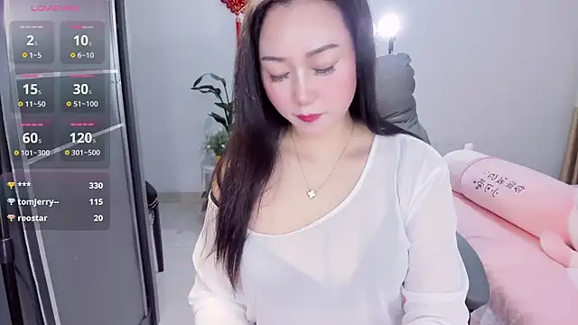 Snapshot of Wan-Yun-520 chatting on March 17, 2026, 12:19 pm Wan-Yun-520 online show from March 17, 2026, 12:19 pm