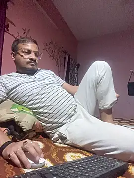 Saxymood1111 online show from February 27, 2026, 4:18 pm