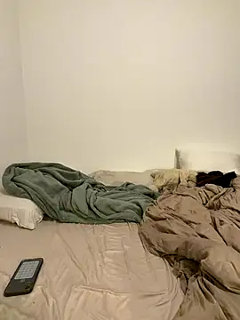 Snapshot of Alicatcua_ chatting on December 14, 2025, 3:12 am Alicatcua online show from December 14, 2025, 3:12 am