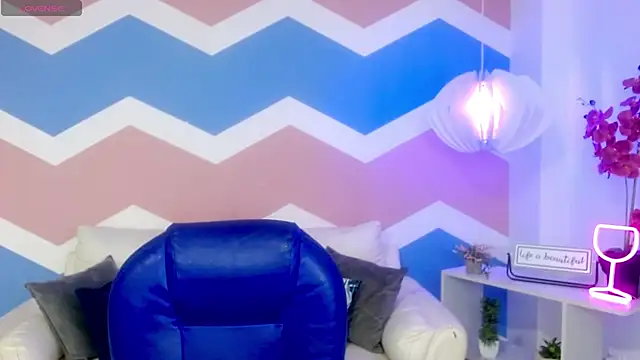 Snapshot of zahira1 chatting on December 4, 2025, 5:21 pm zahira1 online show from December 4, 2025, 5:21 pm