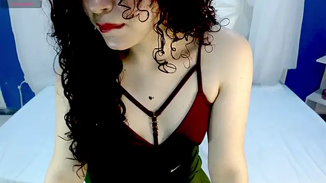 zahira1 online show from December 22, 2025, 5:43 pm