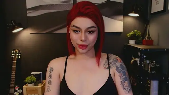 Snapshot of Kim_Kaye chatting on November 29, 2025, 6:11 pm Kim Kaye online show from November 29, 2025, 6:11 pm