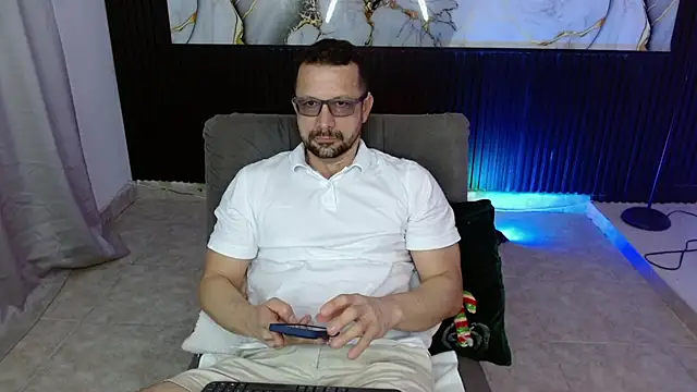 Snapshot of robert_poison1 chatting on December 5, 2025, 6:26 pm robert poison1 online show from December 5, 2025, 6:26 pm