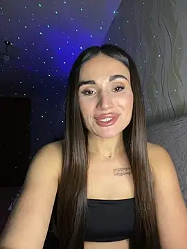 MonikaSi online show from January 18, 2026, 4:44 pm